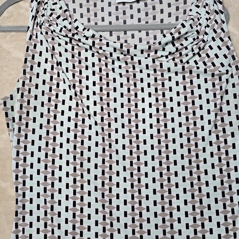 Calvin Klein Black and White Geometric Tank Top